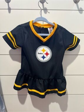 NFL Black and Gold Pittsburgh Steelers Girls Peplum Tee